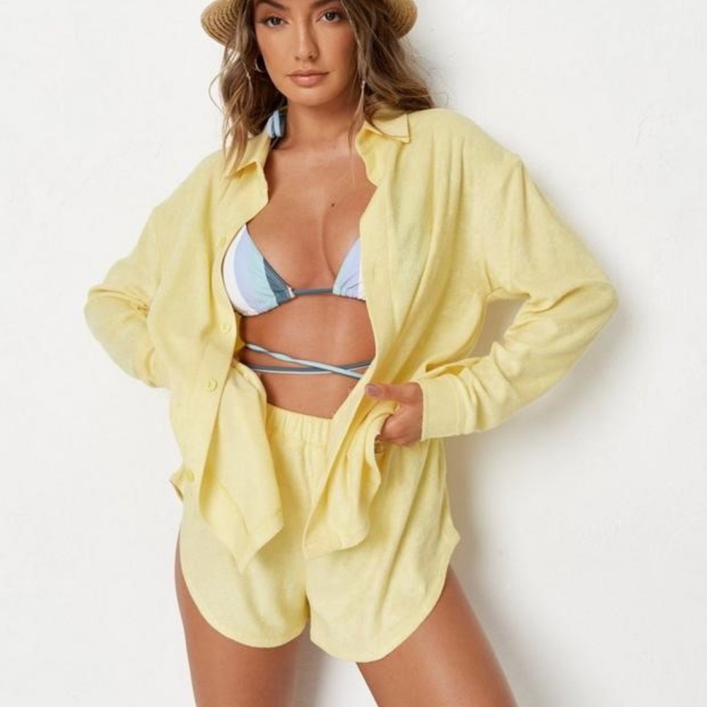 Beach coverup top NWT